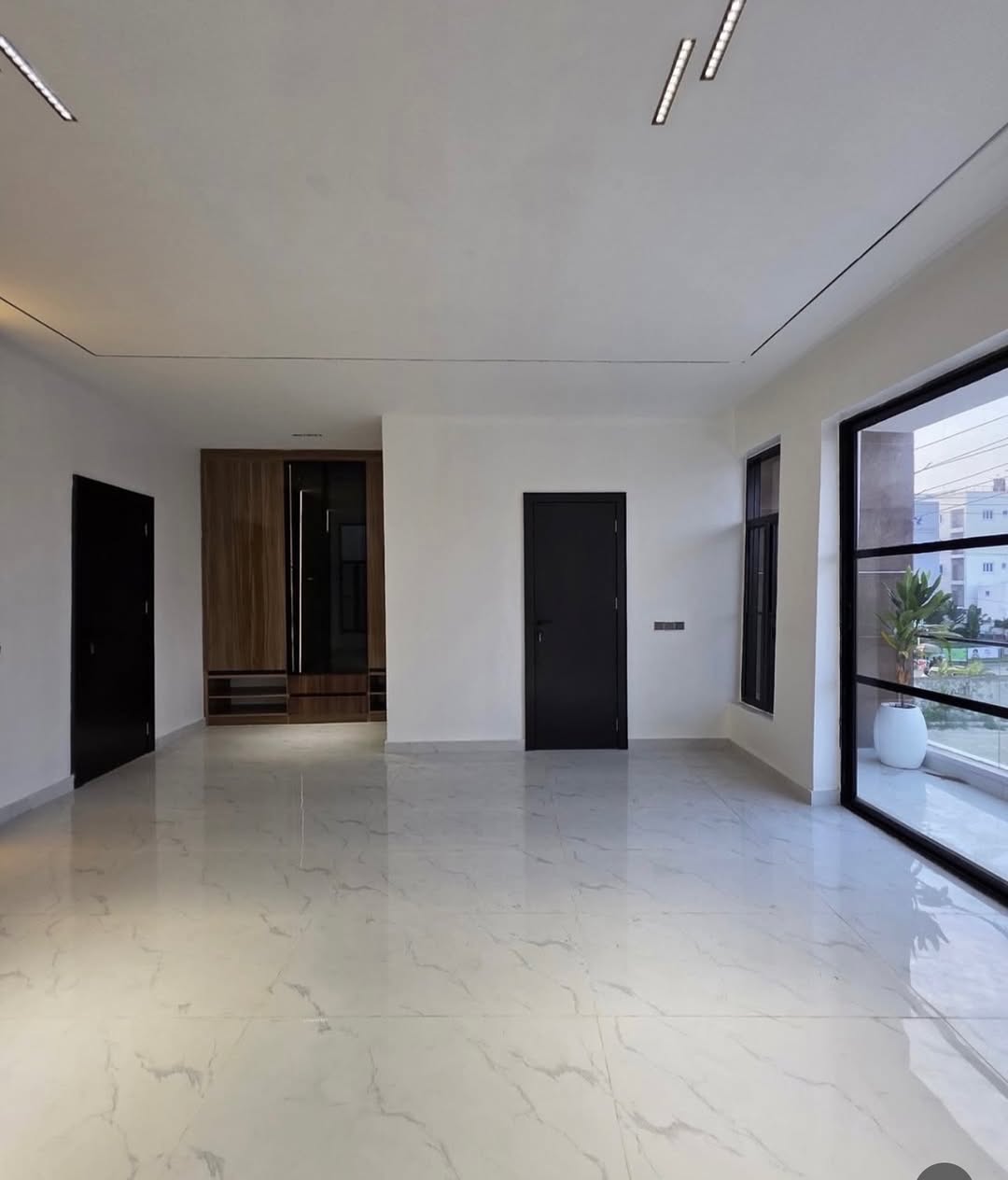 Lekki Phase 1: Your Ultimate 5-Bedroom Estate Masterpiece