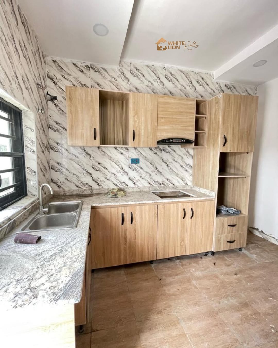 Spacious 3-Bed Ground Floor Haven in Gated Ikota Estate