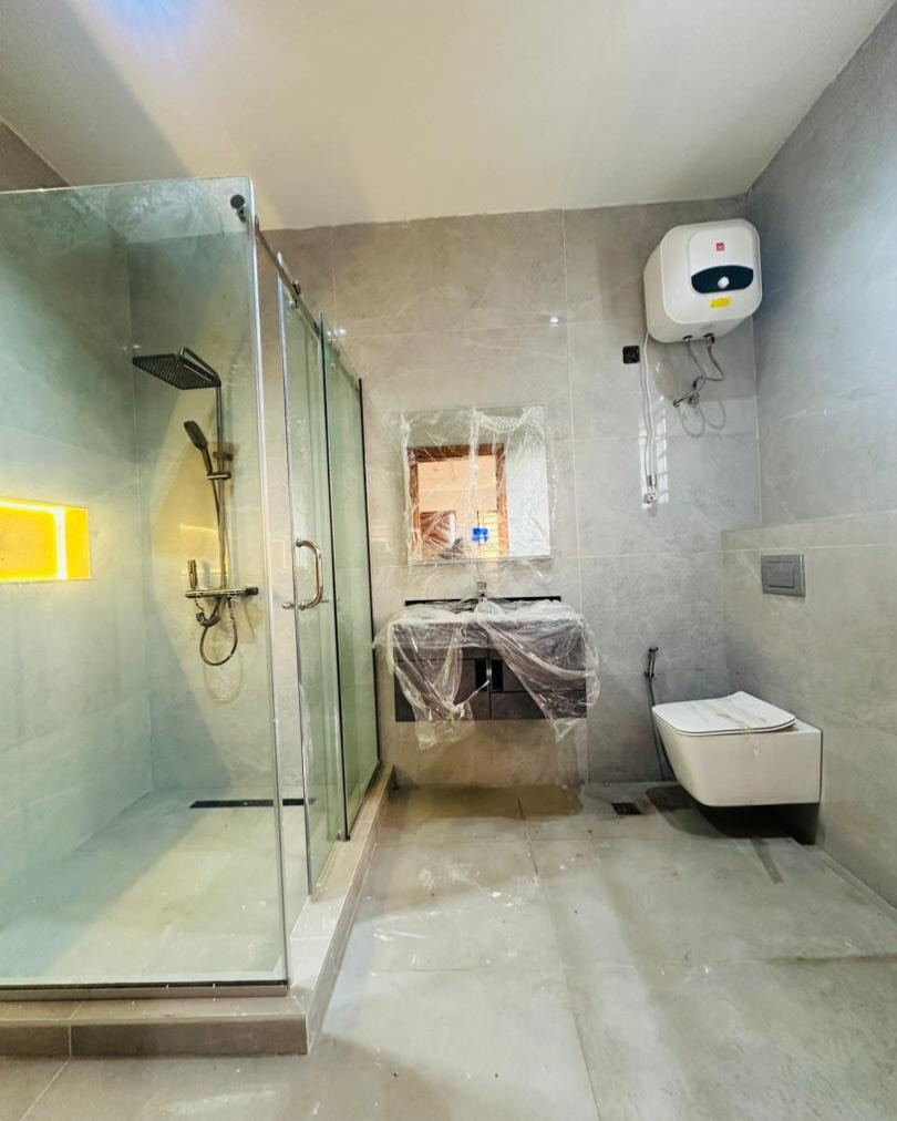 Ikeja GRA’s Grand 7-Bedroom Duplex with BQ