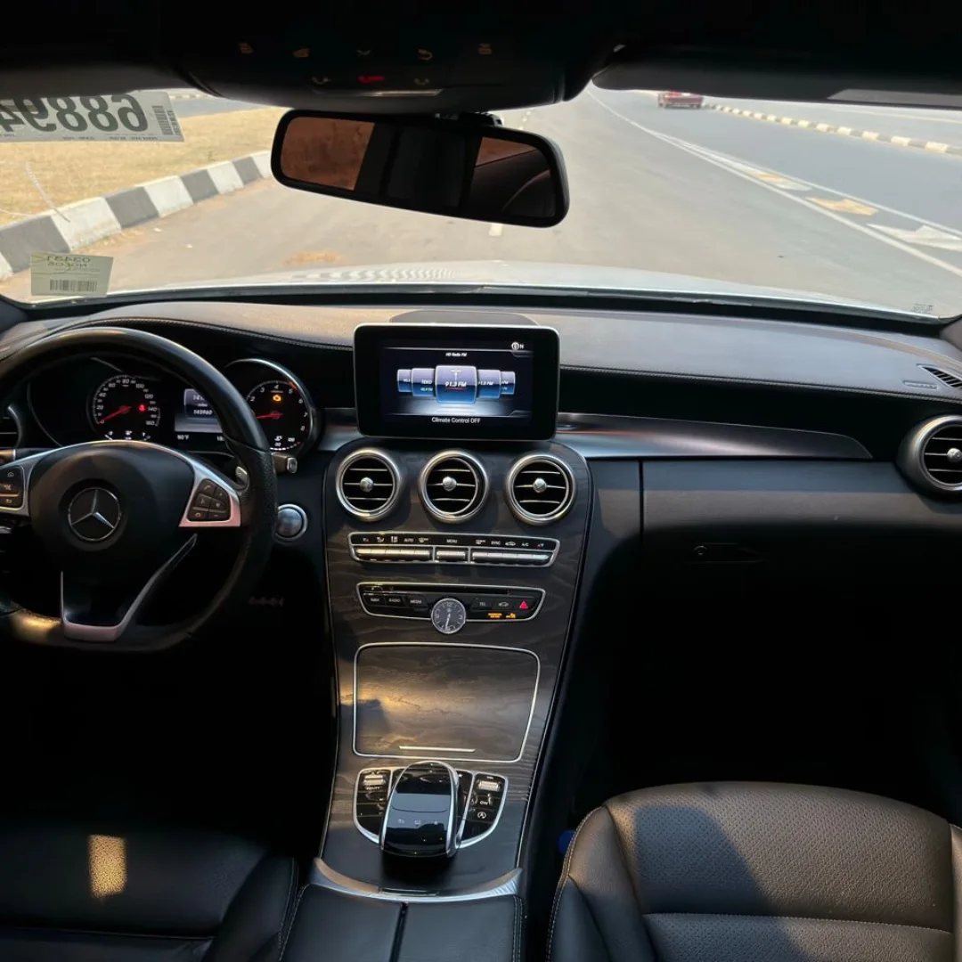 2015 Mercedes C400: Luxury Ready, Priced to Move