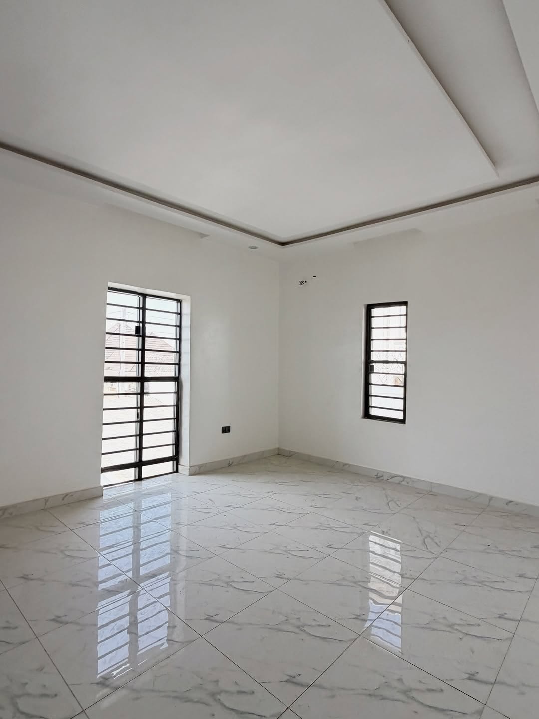 Serene Apo 5-Bed Duplex with Pool & BQ