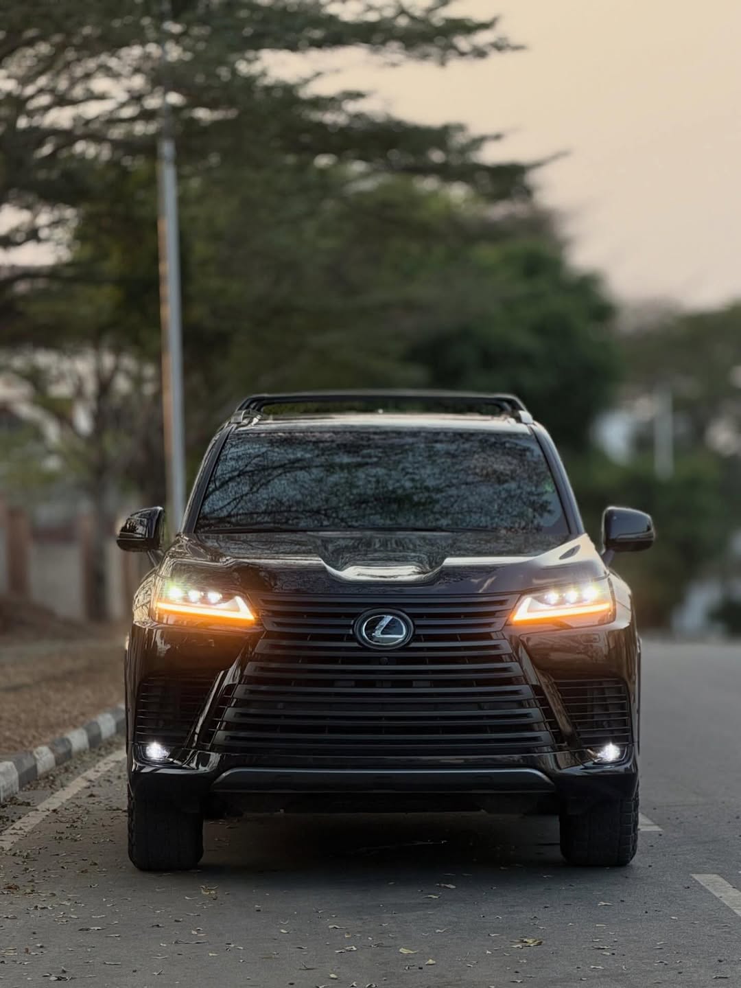 2025 Lexus LX700h: 457HP Hybrid Luxury SUV