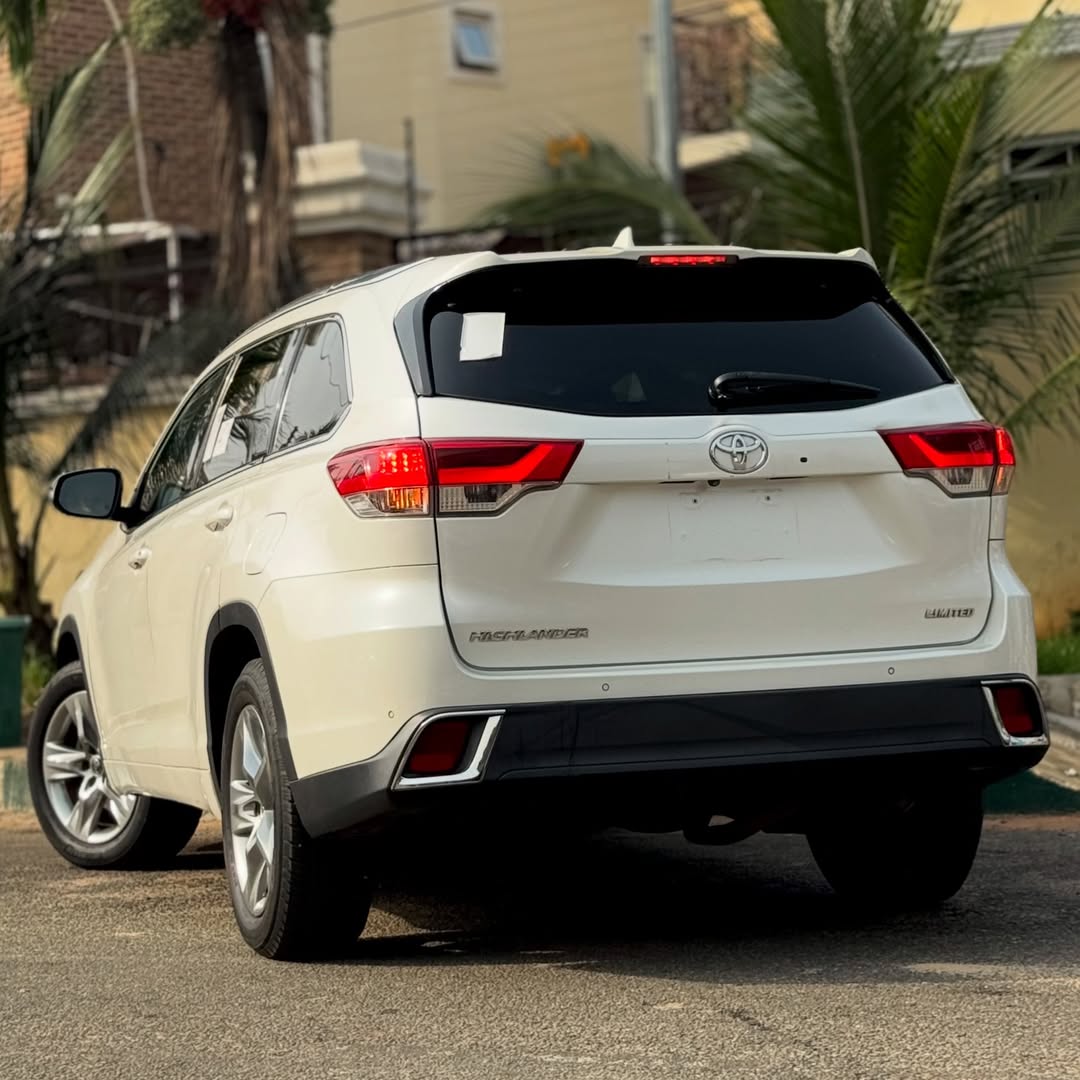 2018 Toyota Highlander: Tokunbo, Clean & Ready to Go
