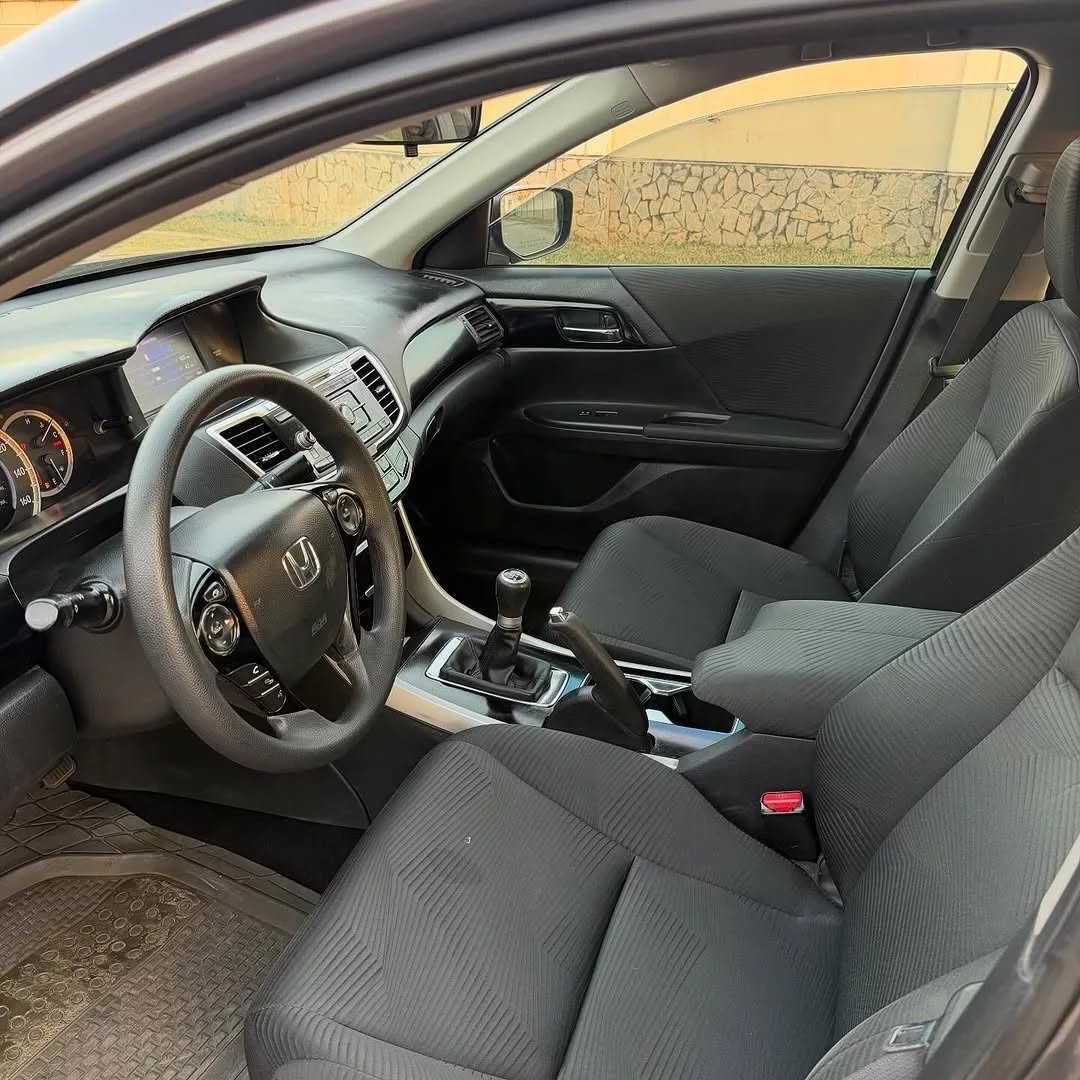 2017 Honda Accord Manual: Rare Find, Unbeatable Price