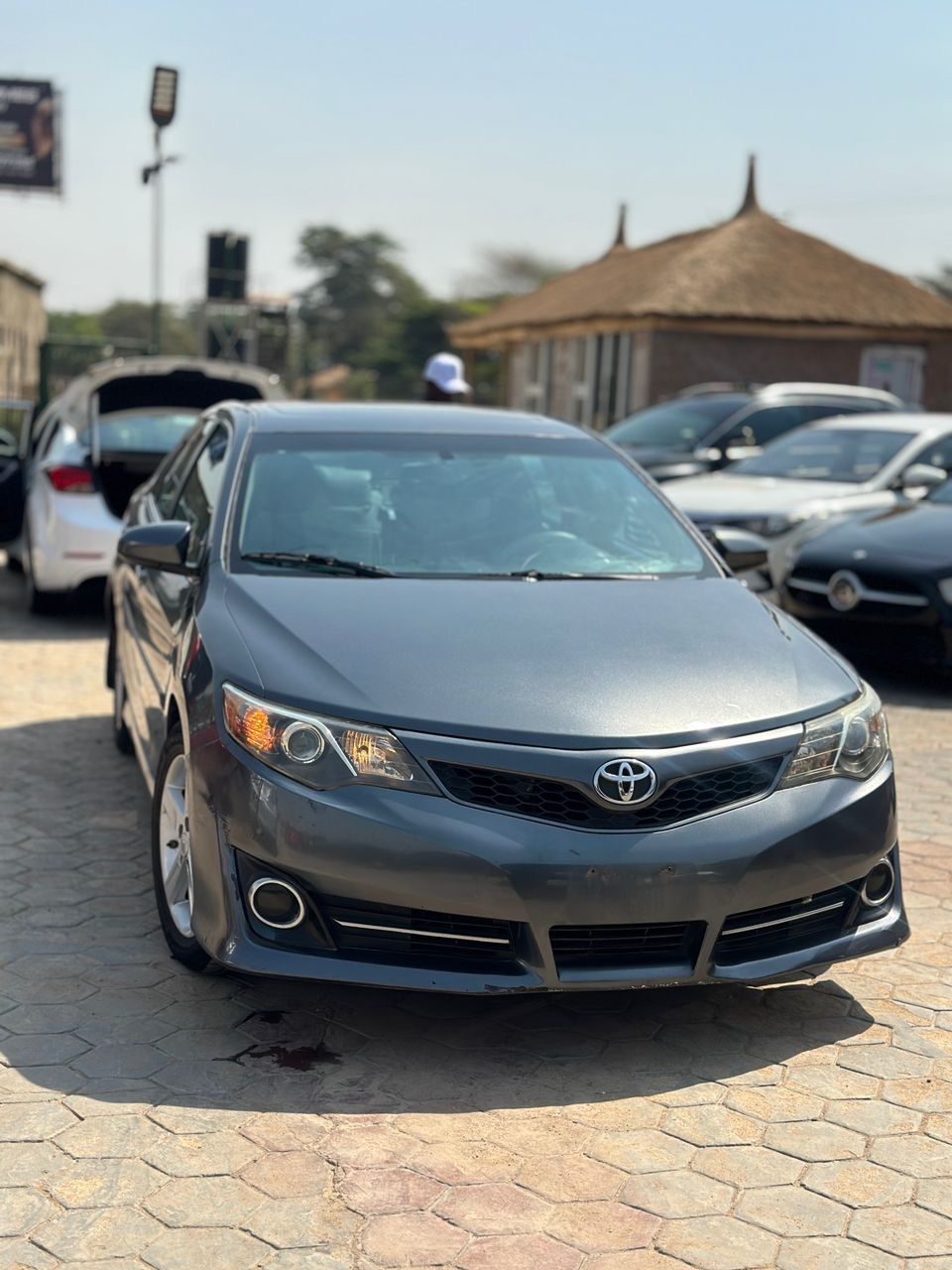 2014 Toyota Camry: Spotless & Ready to Own