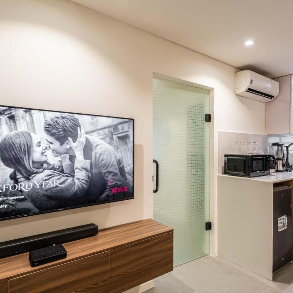 Cozy Lagos Hideaway with Private Garden Views