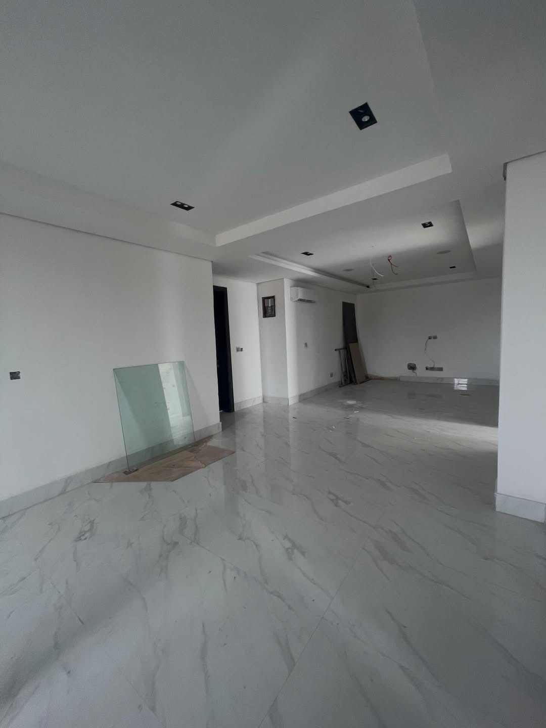 Ikoyi Oasis: 5BR Maisonette & Poolside Terrace