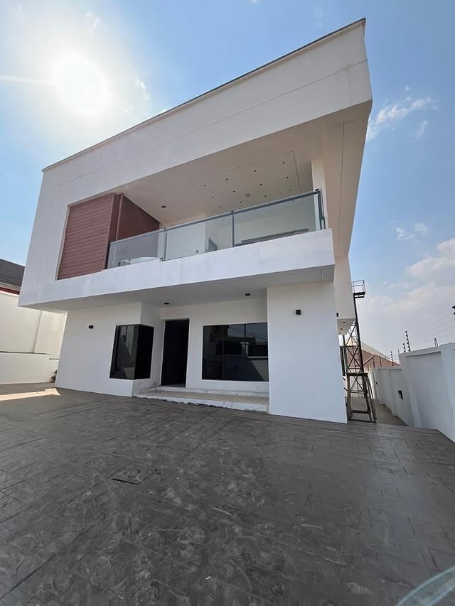 Brand New Smart 4-Bedroom Duplex in Gwarinpa