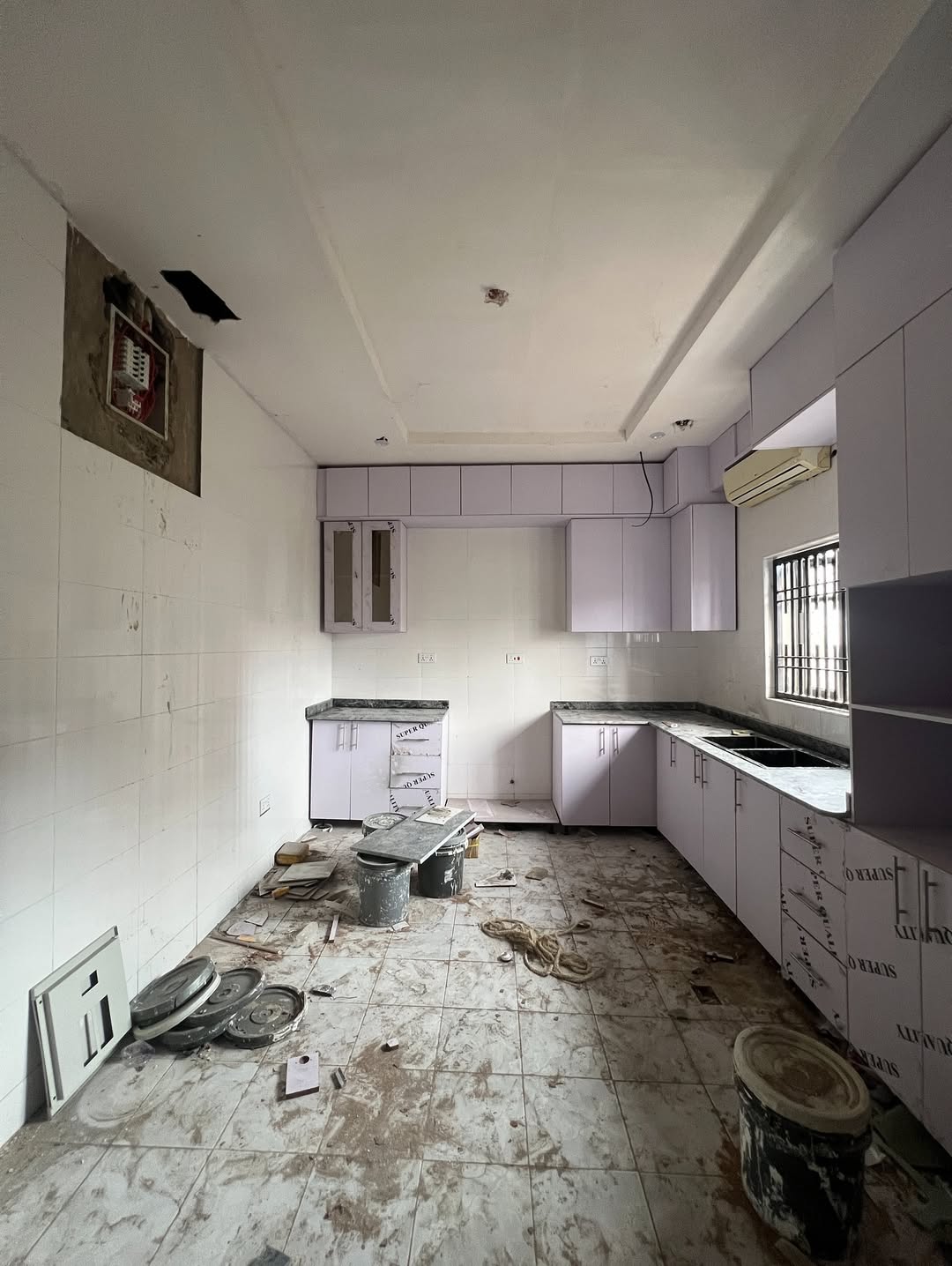 Serene Estate Haven: 4-Bed Duplex with 24/7 Luxury