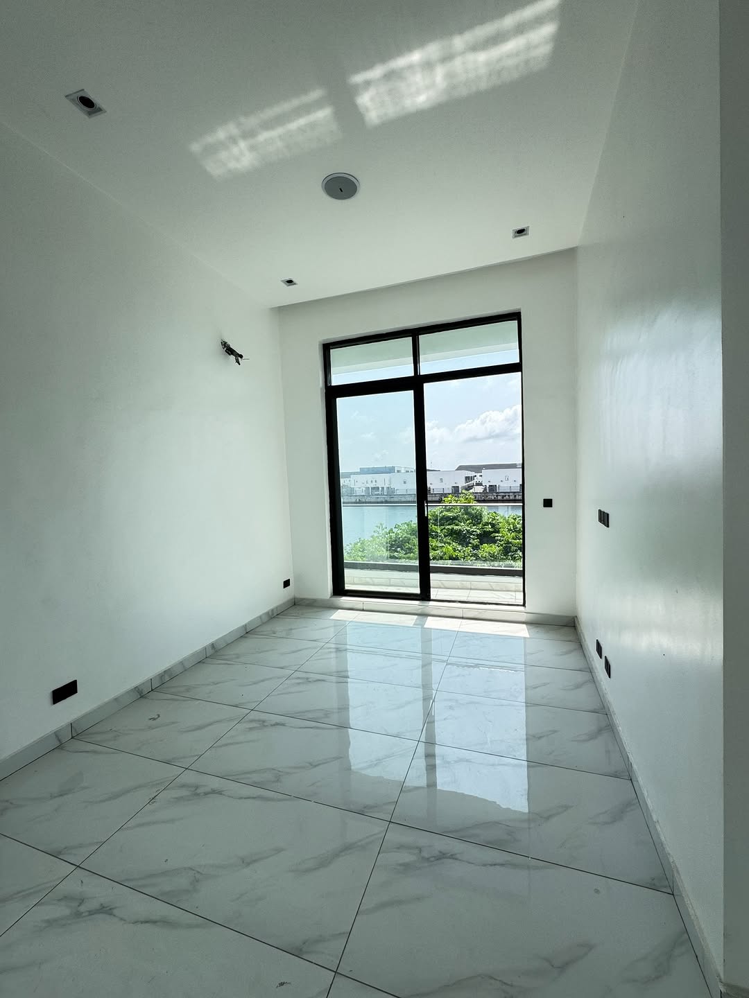 Lekki’s Ultimate 5-Bedroom Haven with Resort-Style Pool