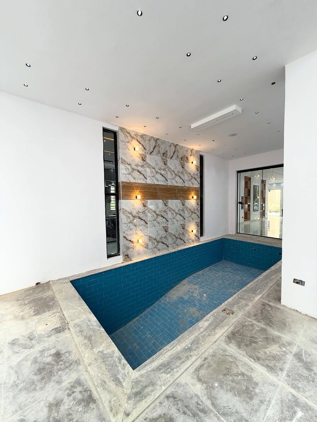 Lekki Oasis: 5BR Duplex with Private Pool & BQ