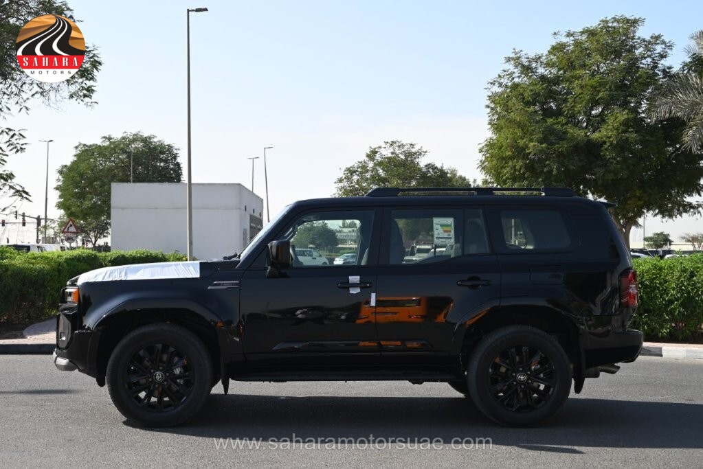 Luxury Prado: 7-Seat Turbo Power & Panoramic Moonroof