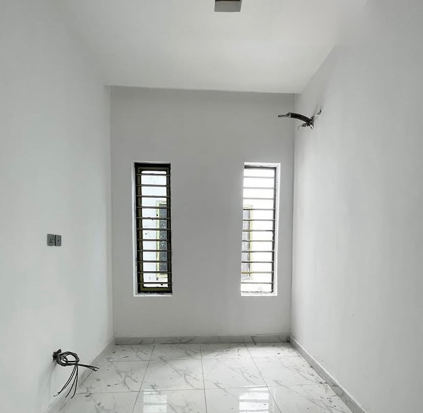 Exquisite 4-Bedroom Duplex in Prime Orchid, Lekki