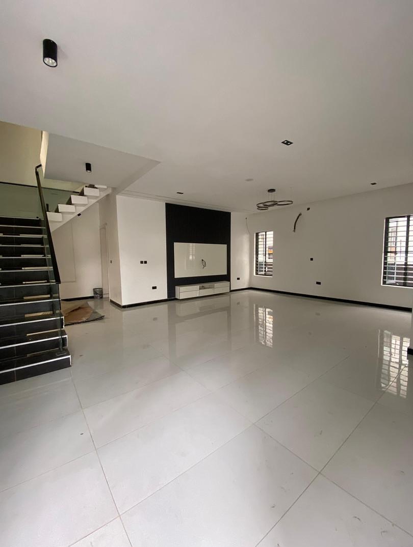 Ultimate 4-Bedroom Duplex with Pool & BQ in Ajah