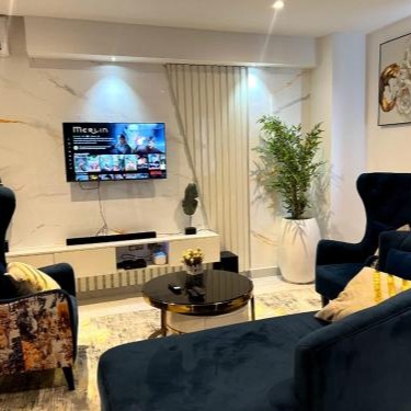 Victoria Island’s Chic Urban Retreat