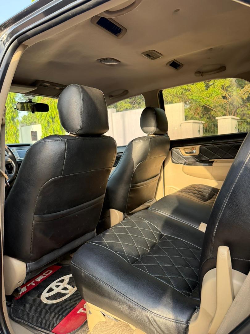 2015 Toyota Fortuner: Original Papers, 28M