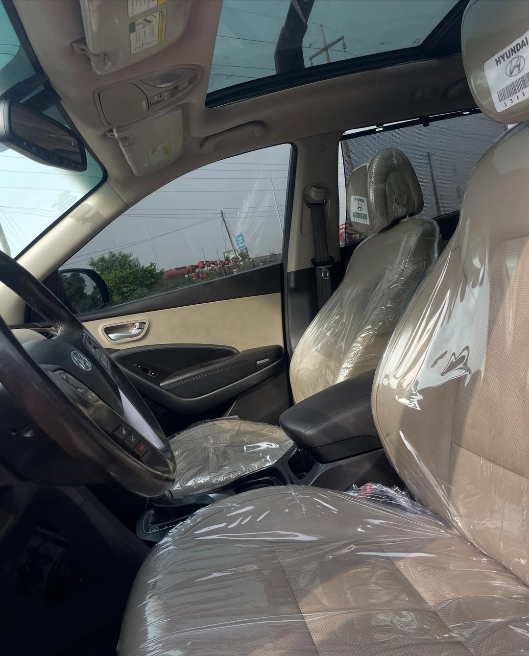 2015 Hyundai Santa Fe: Panoramic Sunroof & 3 Rows