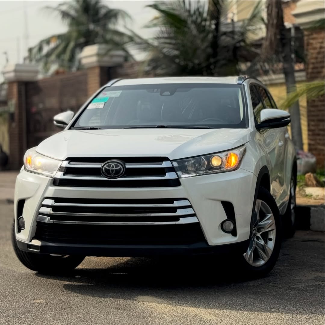 2018 Toyota Highlander: Tokunbo, Clean & Ready to Go