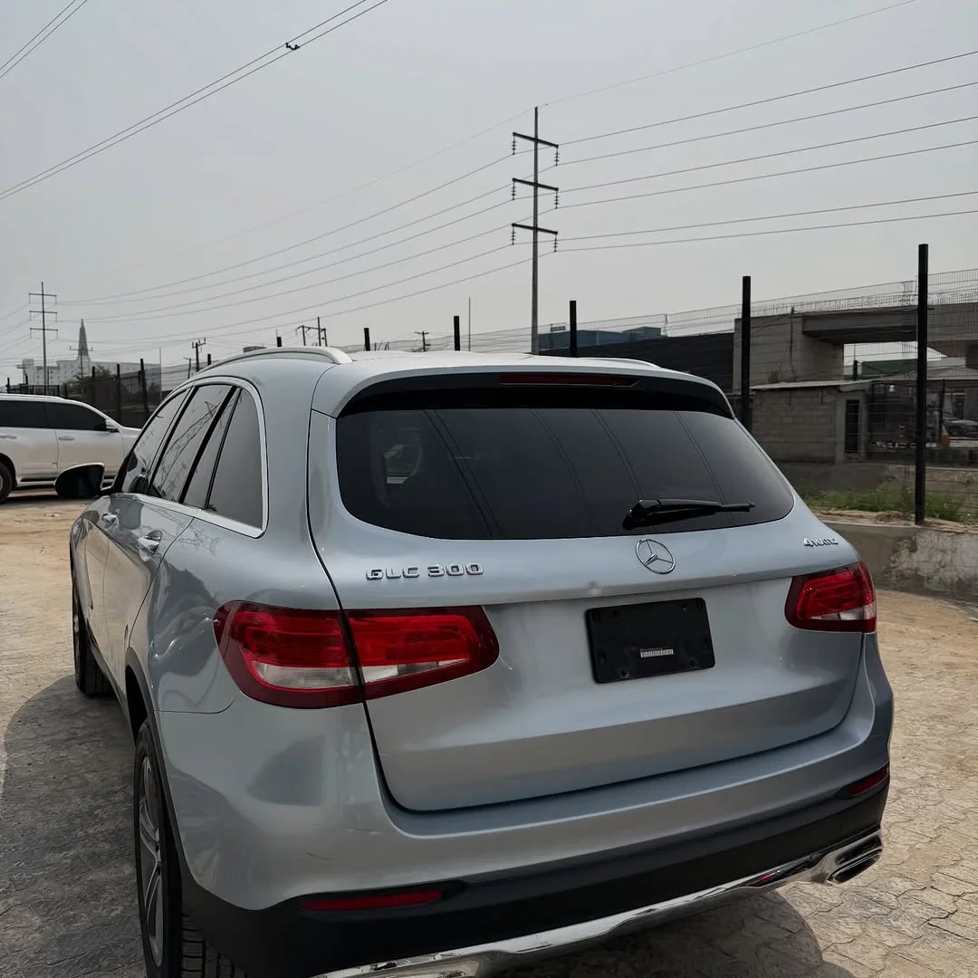 Luxury SUV Deal: 2016 Mercedes GLC300