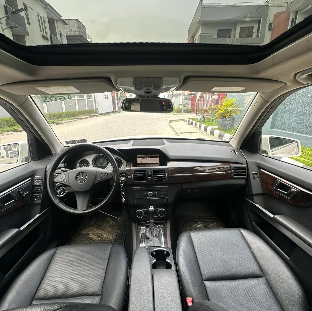 Luxury 4matic GLK: Full Option, Unbeatable Value