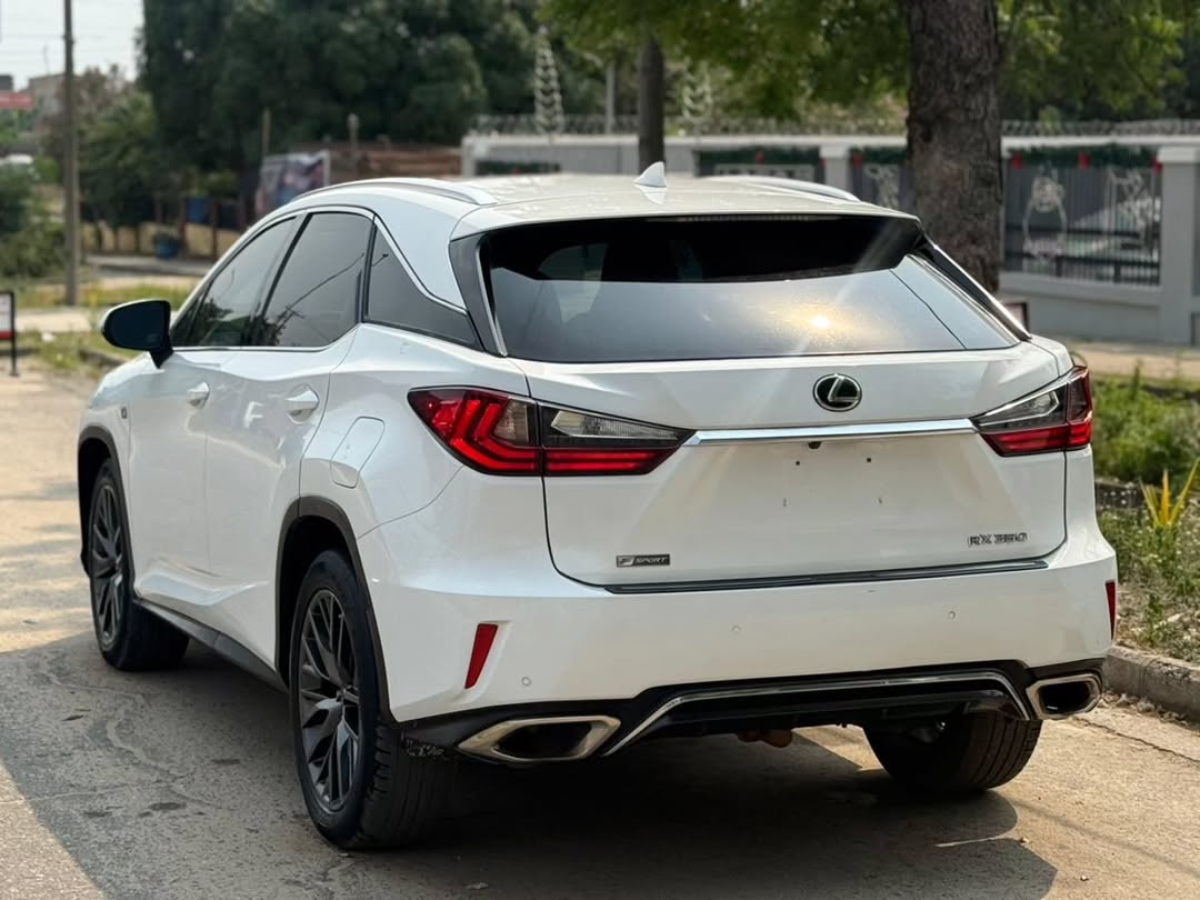 2017 Lexus RX 350 F-Sport: Like New, Save Big