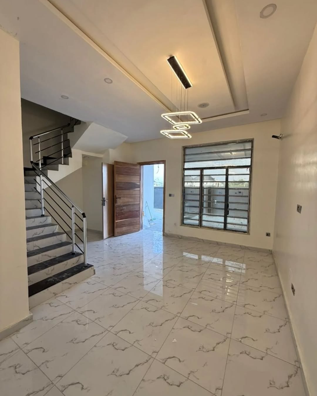 Ajahn’s Exclusive 3-Bed Terrace Duplex with Solar & BQ