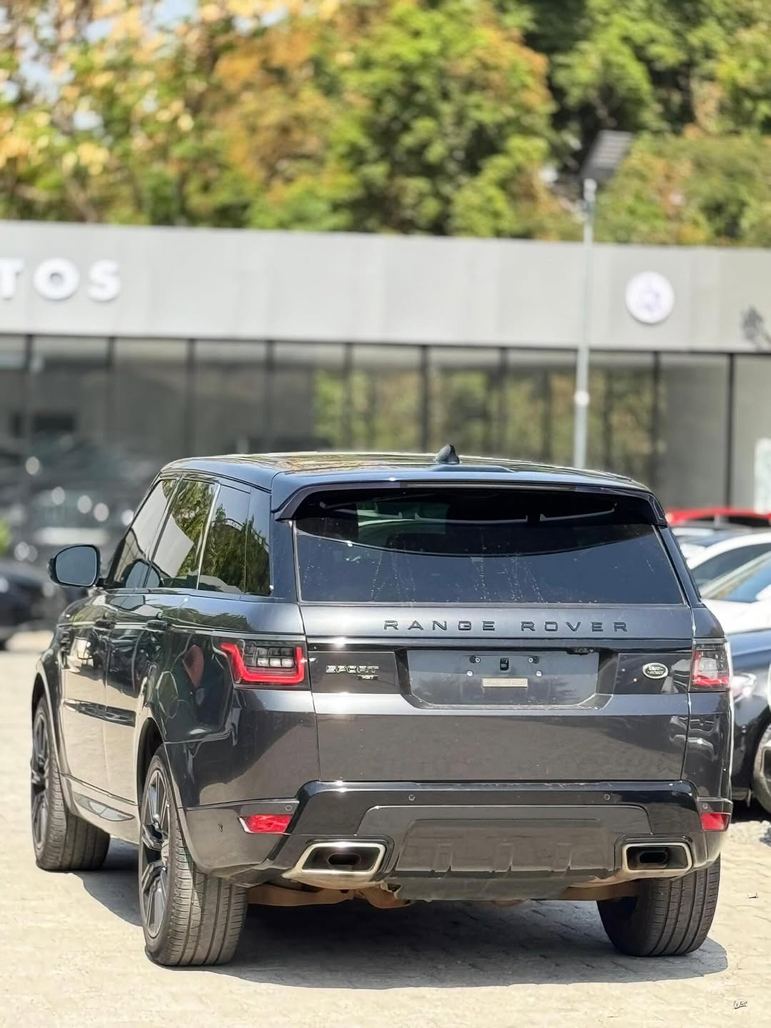 Luxury Redefined: 2019 Range Rover Sport HSE