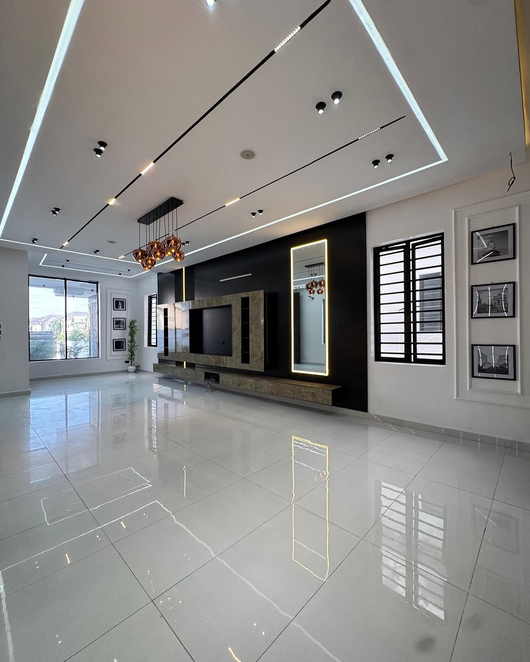 Dream 5-Bed Duplex with Pool & Gym in Ikota