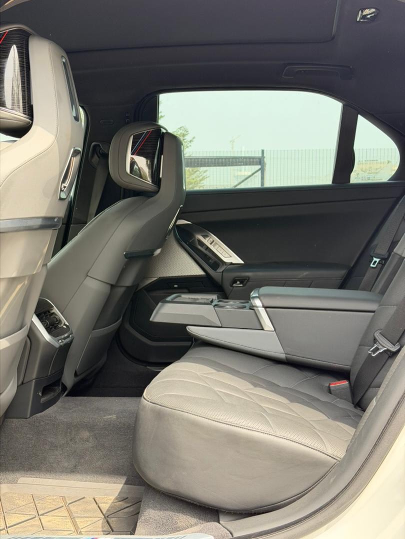 2024 BMW 740i: Near-New Luxury, Just 6k Miles