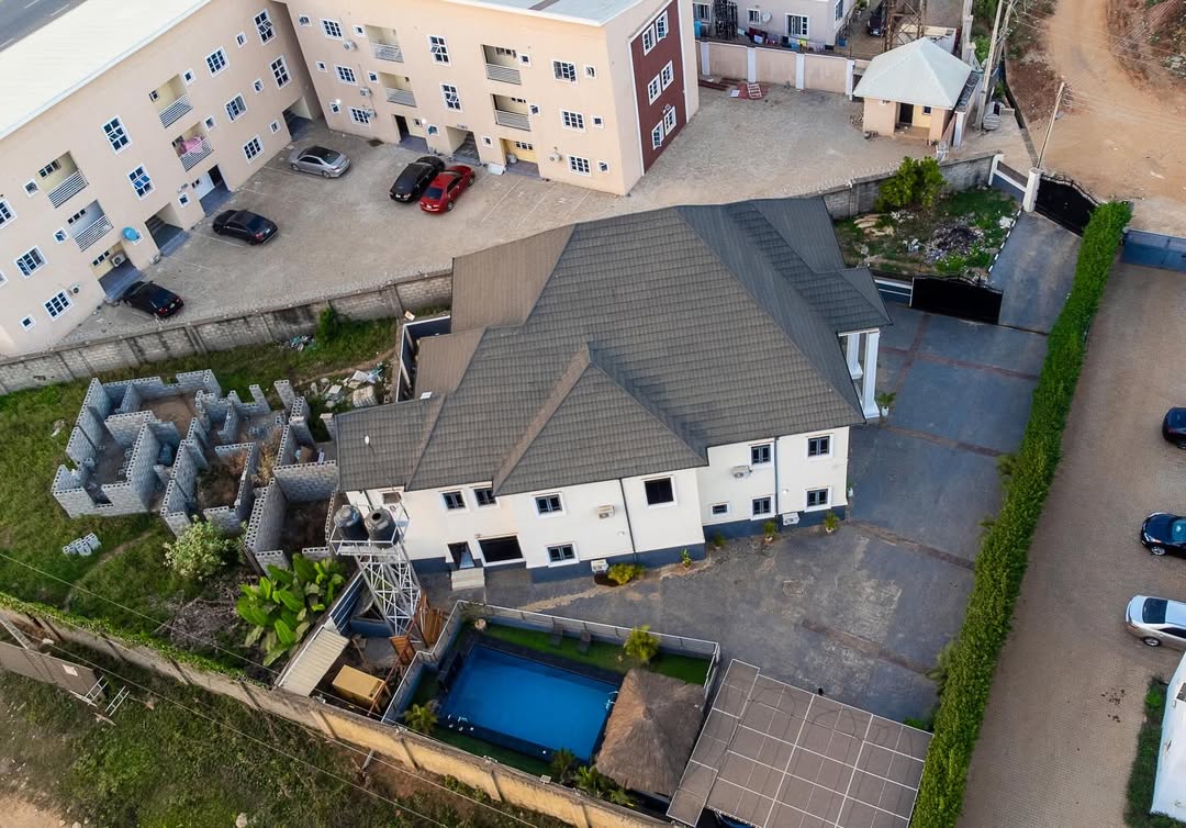 Live Your Dream: 2-Bed Oasis in Abuja’s River Park