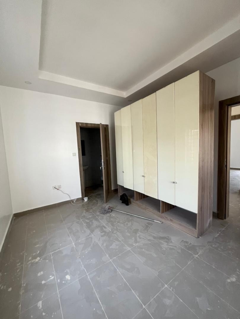 Spacious 2-Bed Ensuite Duplex in Prime Lokogoma