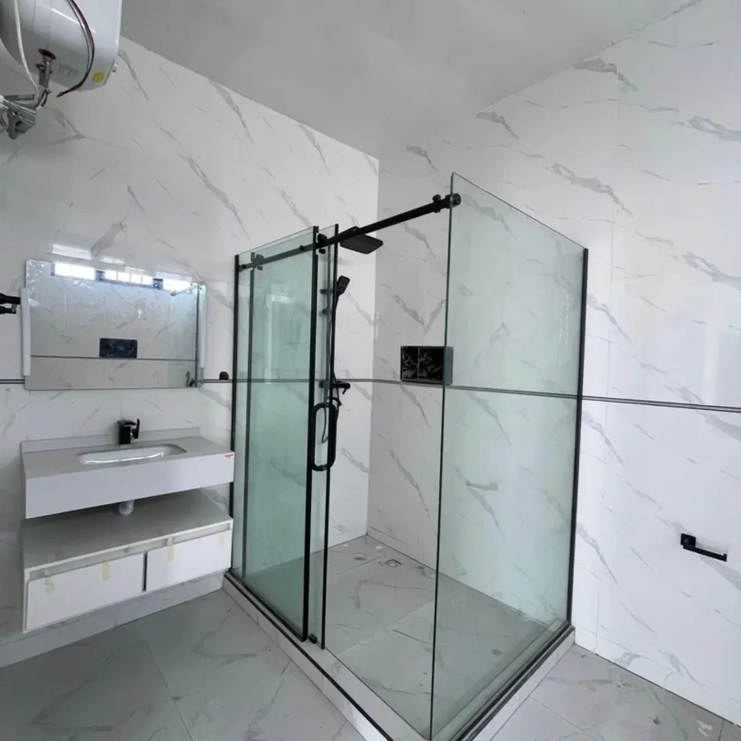 Lagos Luxury: 5-Bed Masterpiece with BQ in Chevron