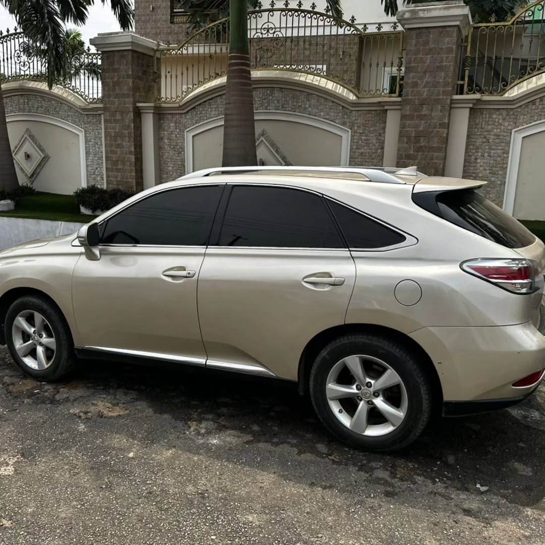 Immaculate 2015 Lexus RX350: First Owner, Lagos