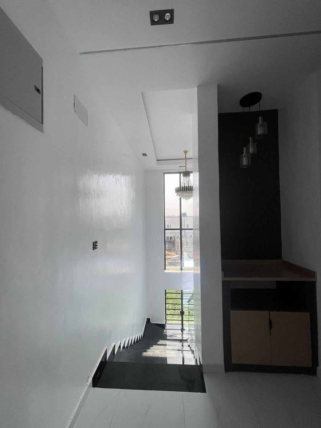 Stunning 5-Bedroom Duplex with Cinema & Pool in Ajah