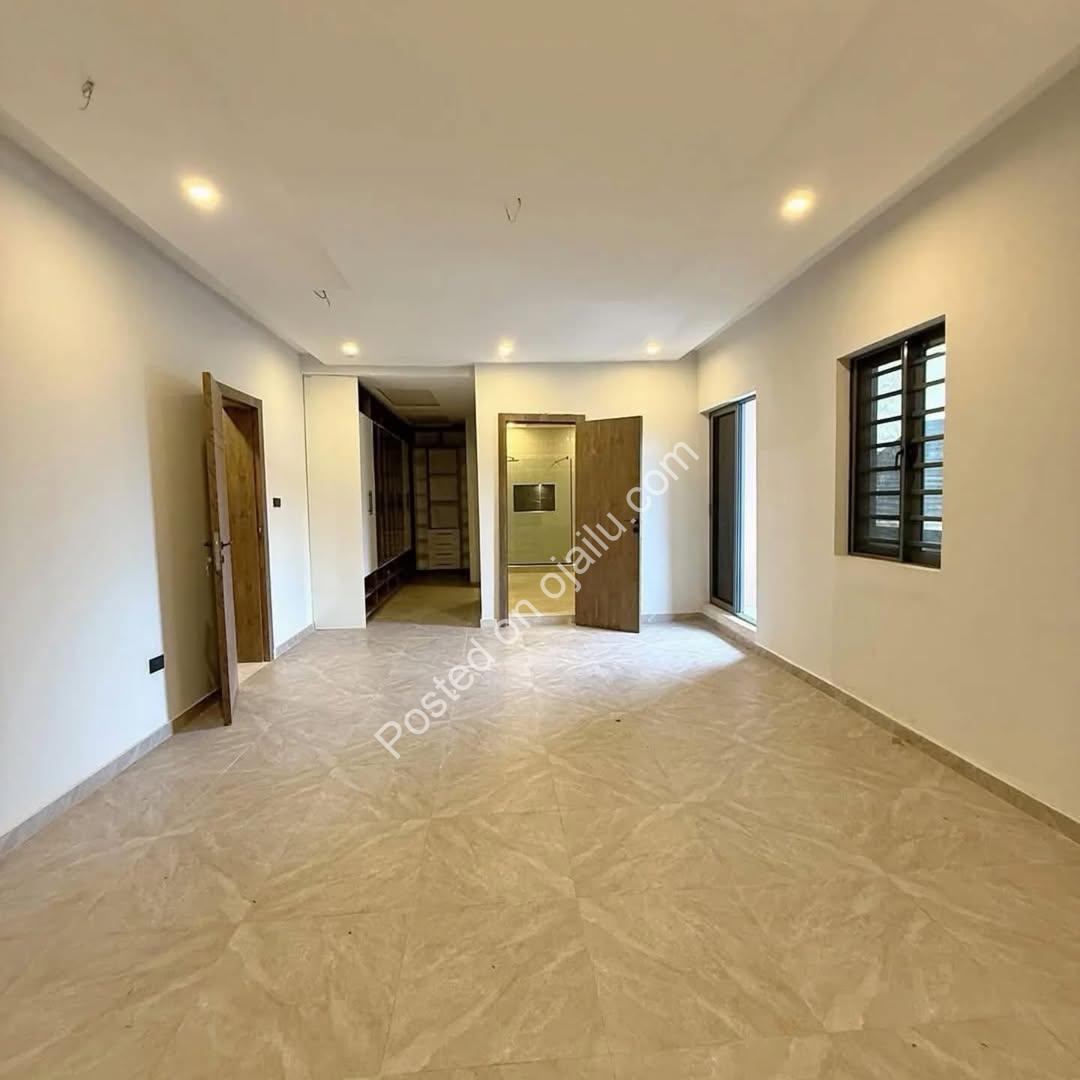Lekki’s Ultimate Family Sanctuary: 4BR Maisonette with Pool & BQ