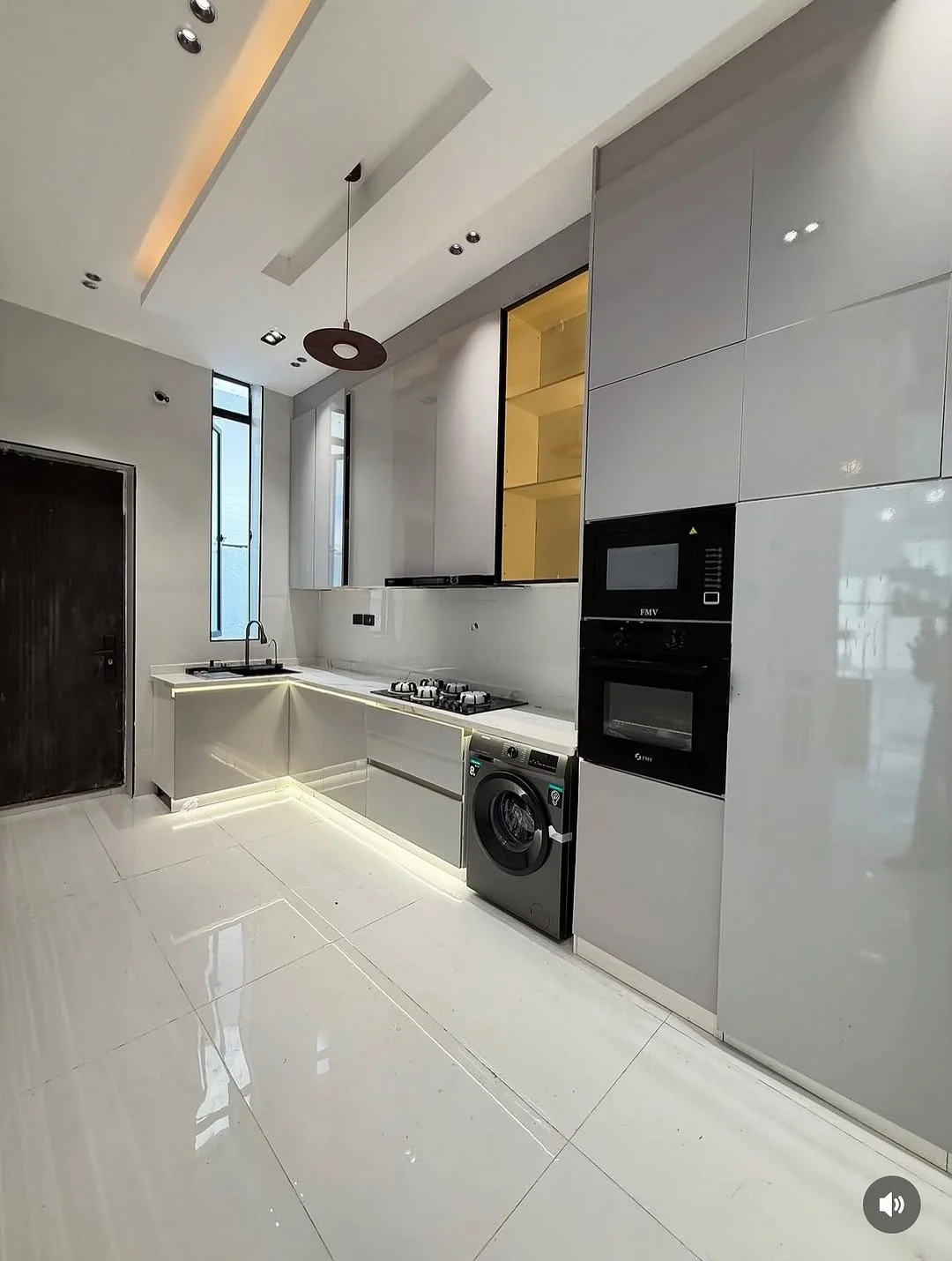 Lekki’s Ultimate 5-Bedroom Smart Estate Masterpiece