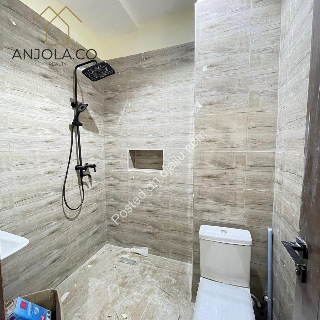 Luxurious 2-Bed Apartment with BQ in Prime Ikate