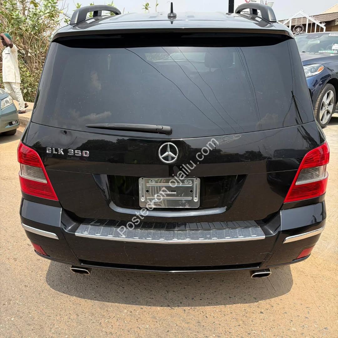 Luxury 2010 Mercedes GLK 350: Drive Prestige for ₦11.6M