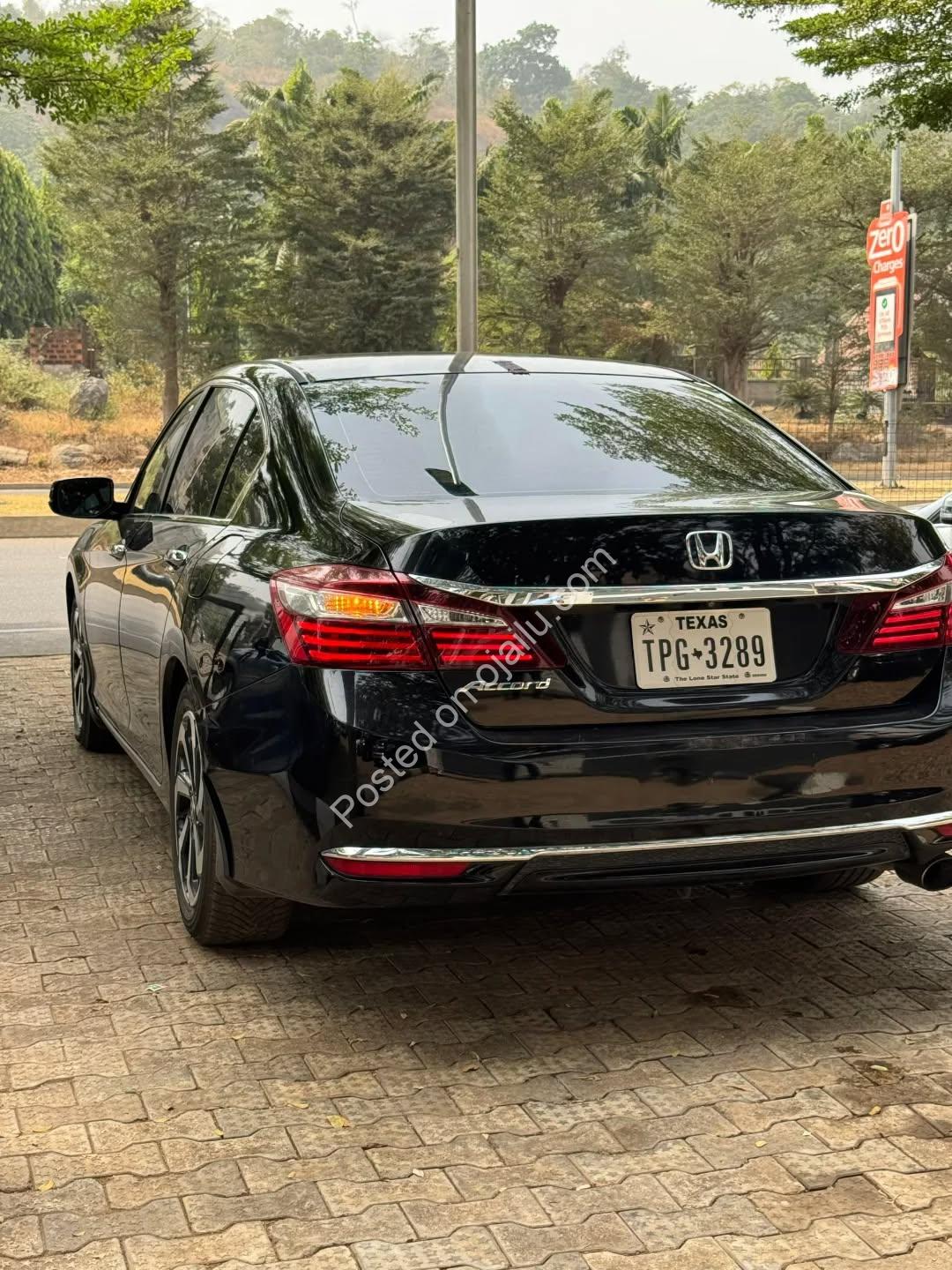 2016 Honda Accord: Full Option Luxury at 15.4m