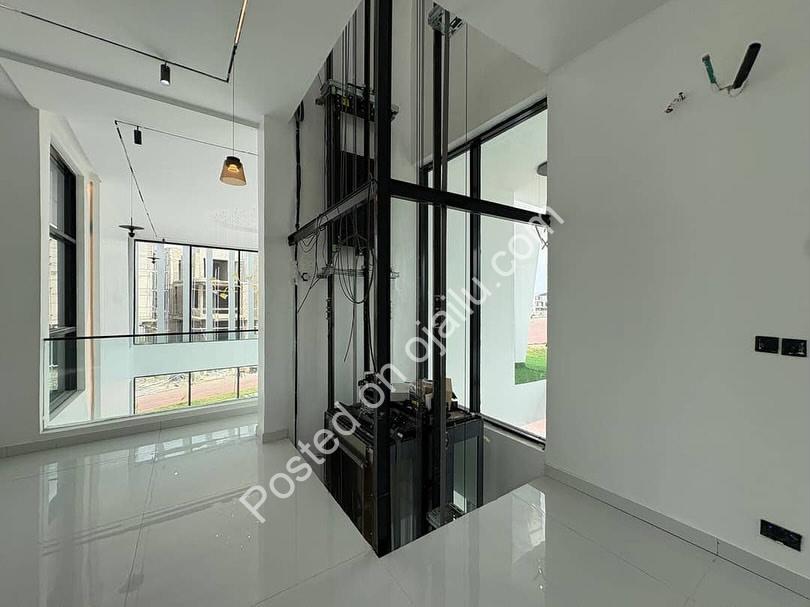 Lekki’s Ultimate 5-Bedroom Estate Oasis with Pool & Cinema