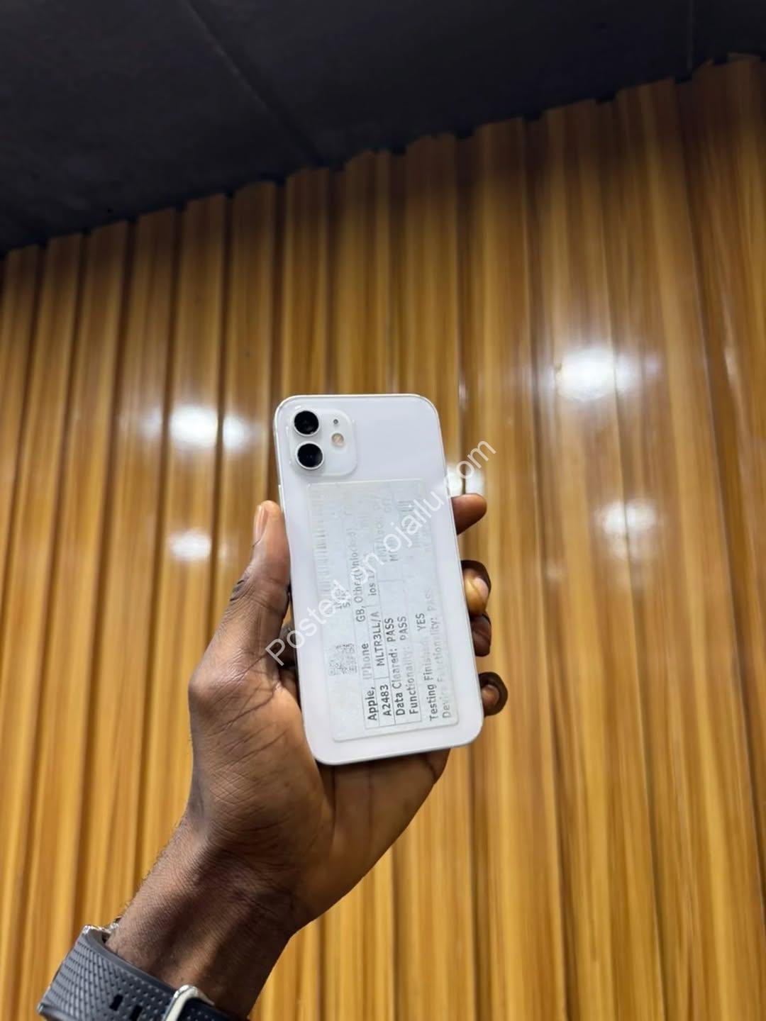 Unlock Premium: iPhone 12 128GB, Flawless & Unlocked