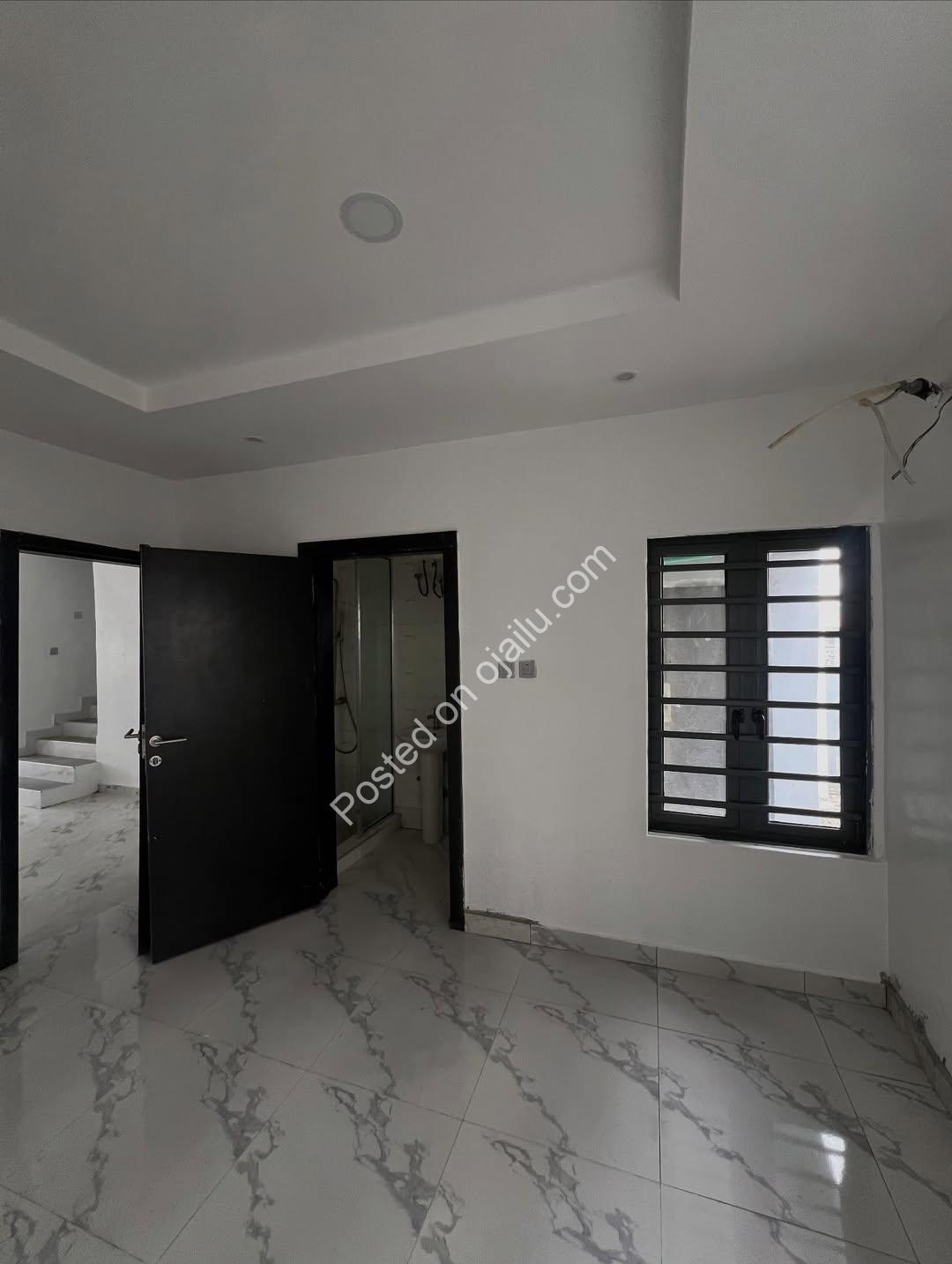 Stunning 4-Bed Terrace Duplex with BQ in Ajah