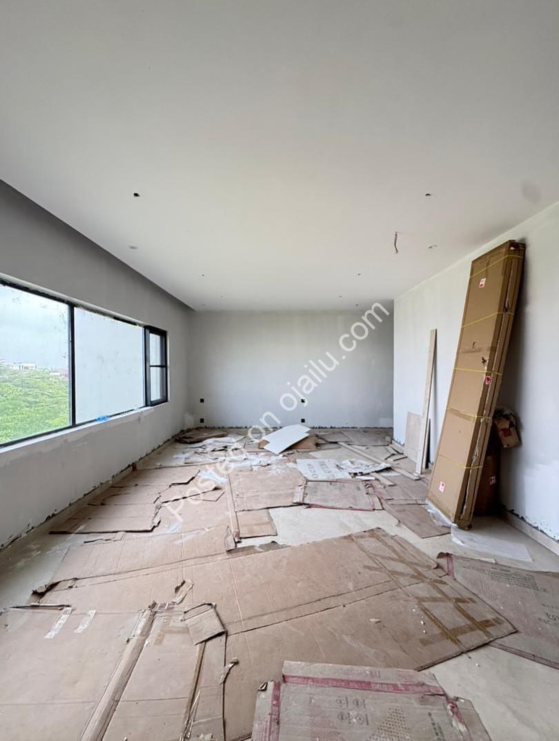 Elevator-Equipped 5-Bedroom Haven on Banana Island