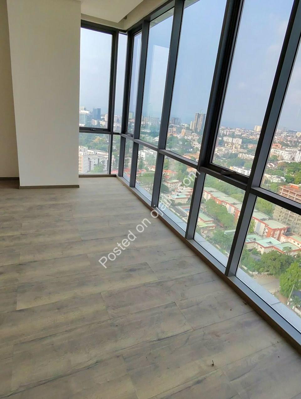 Old Ikoyi’s Grand 5-Bedroom Duplex, C of O