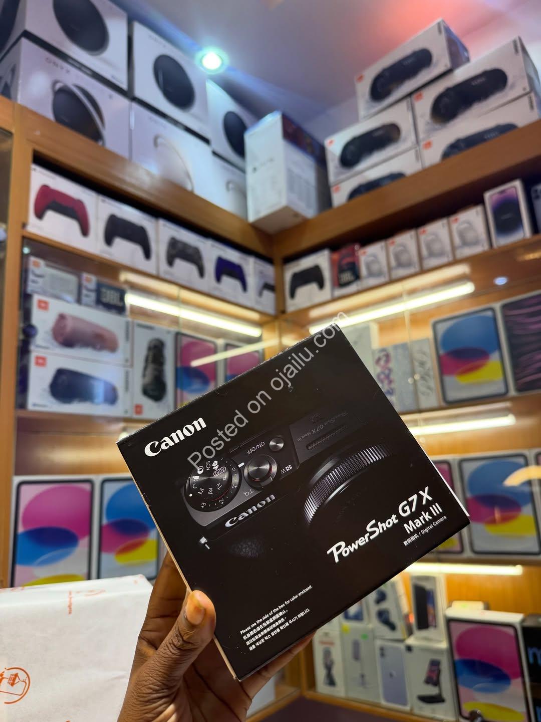 Tech Treasures for Valentine’s Heartfelt Surprises