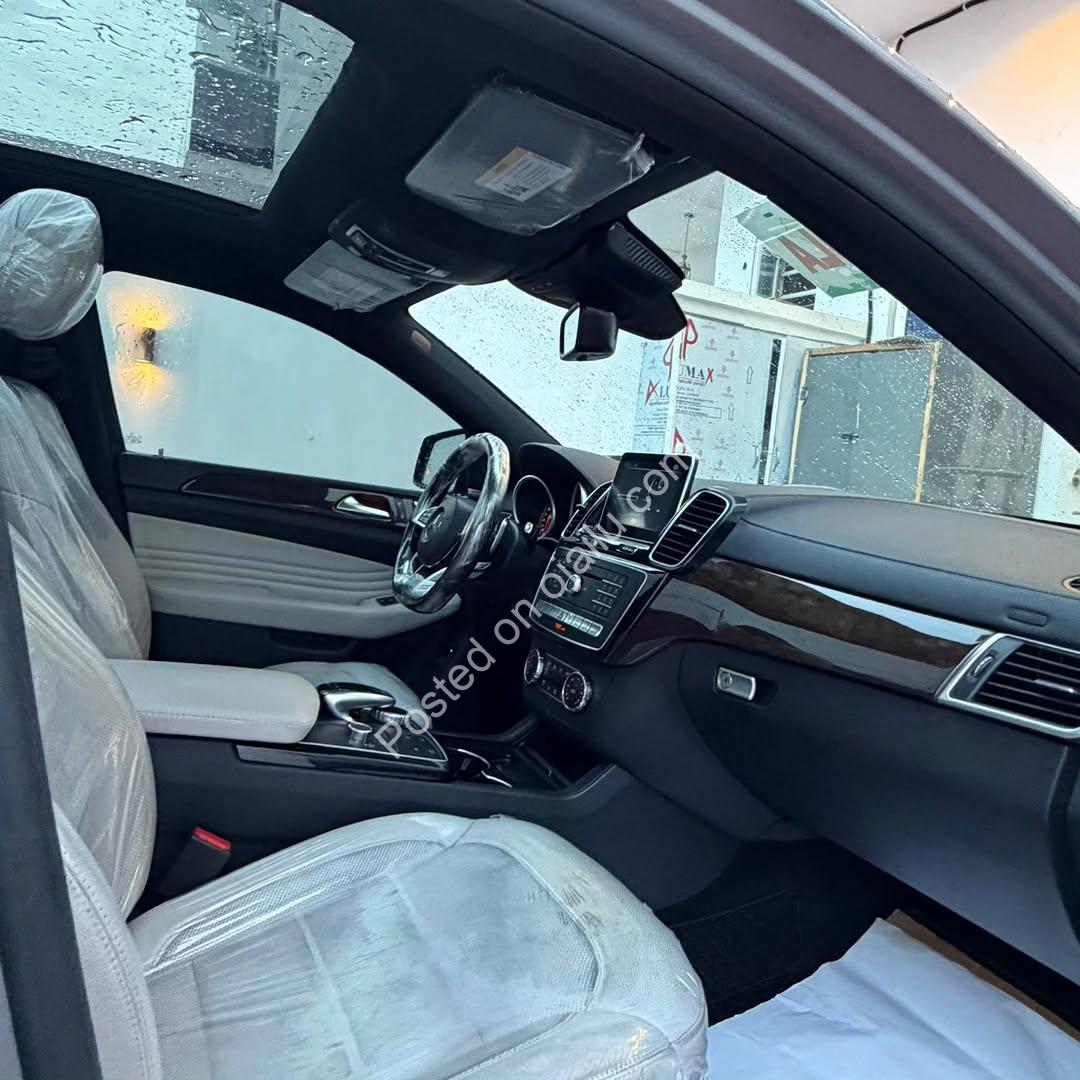 Luxury Loaded 2016 GLE450: Full Options, Impeccable