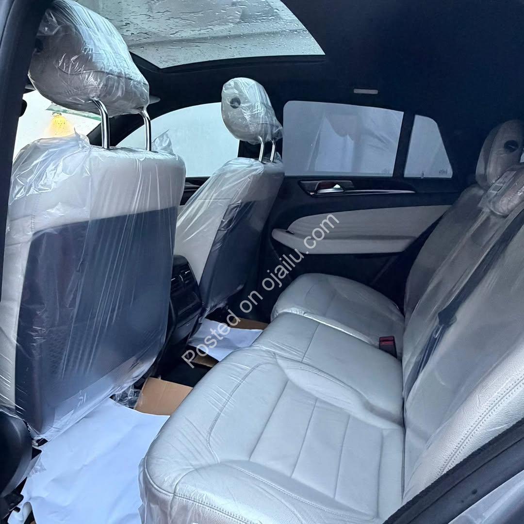 Luxury Loaded 2016 GLE450: Full Options, Impeccable