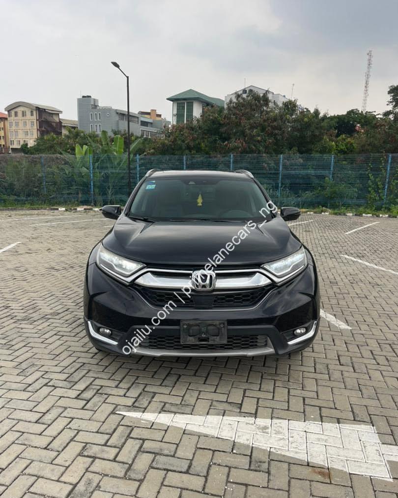 2018 Honda CR-V: Spacious, Efficient & Immaculate