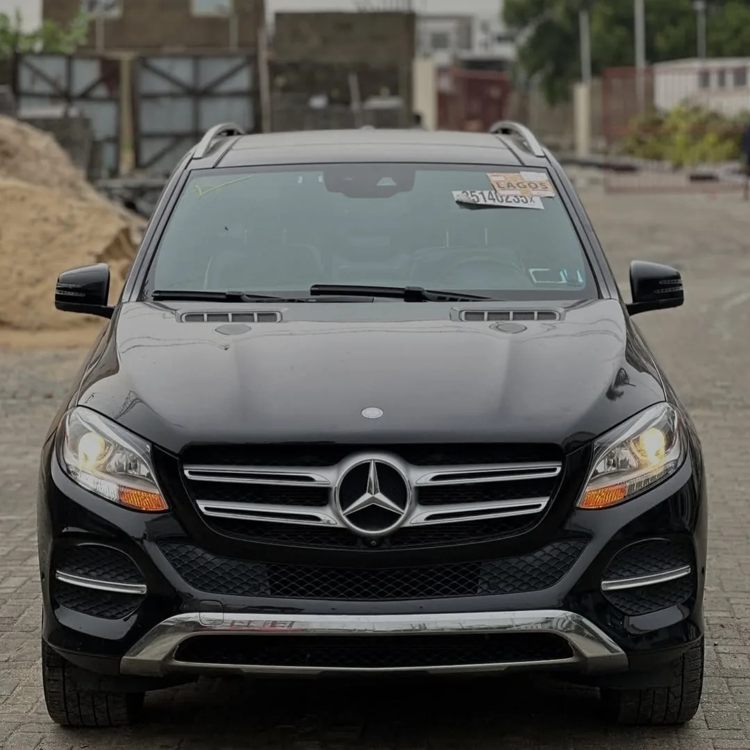 Luxury Awaits: 2016 GLE-350 4MATIC, Low Miles