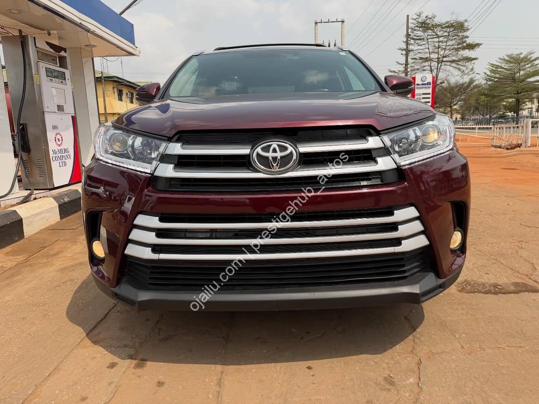 2015 Toyota Highlander XLE: Accident-Free & Ready